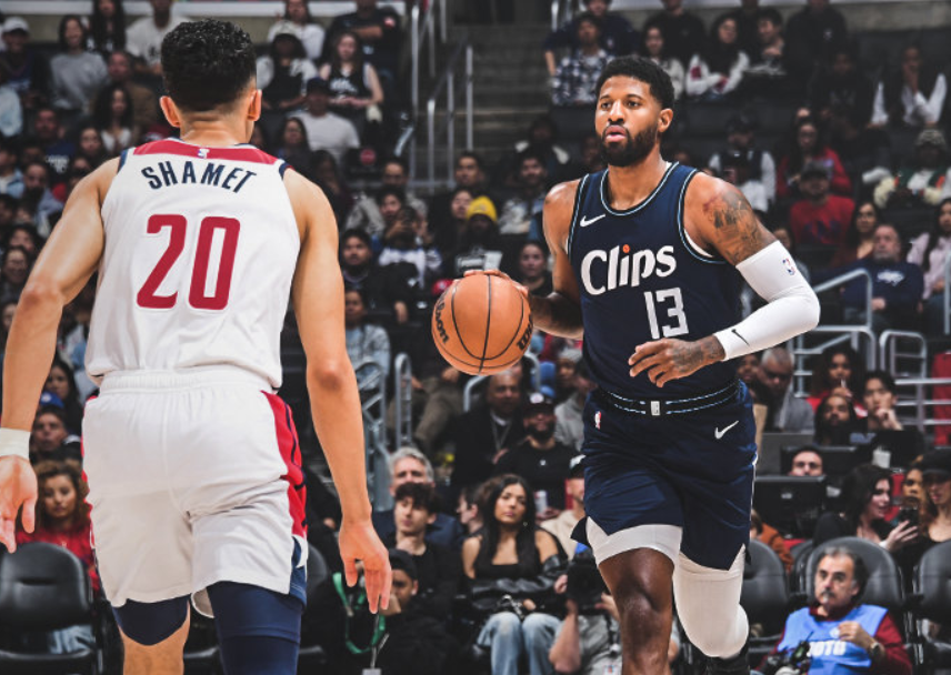 雷火电竞亚洲先驱-关于火箭主场击败骑士，哈登高效砍下全队最高分夺胜的信息