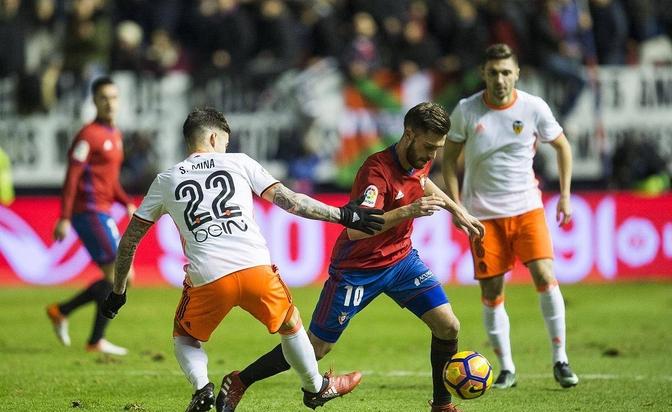 巴萨战胜对手，势不可挡的强大实力