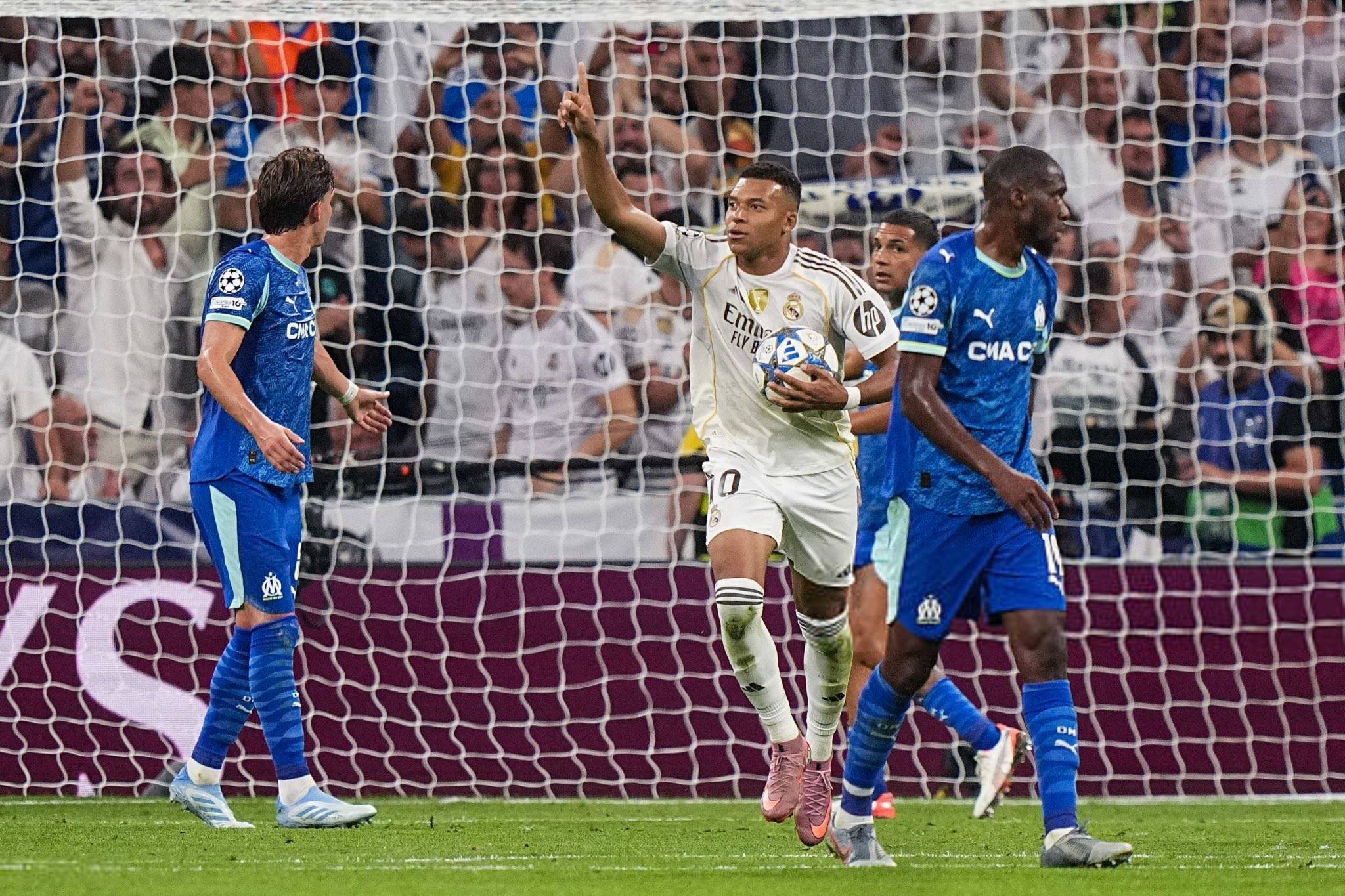 雷火电竞充值-关于皇马主场告捷，贝尔梅开二度助球队取得关键胜利的信息