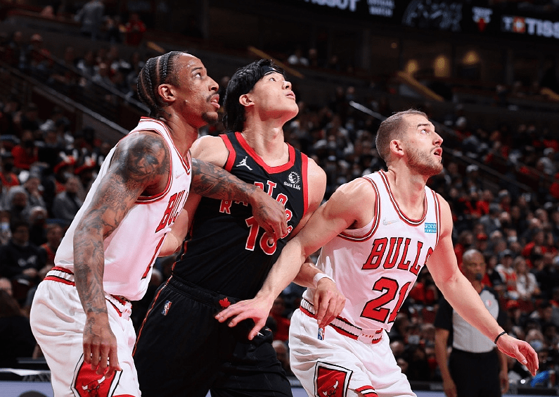 猛龙力克公牛，成功晋级次轮对决人