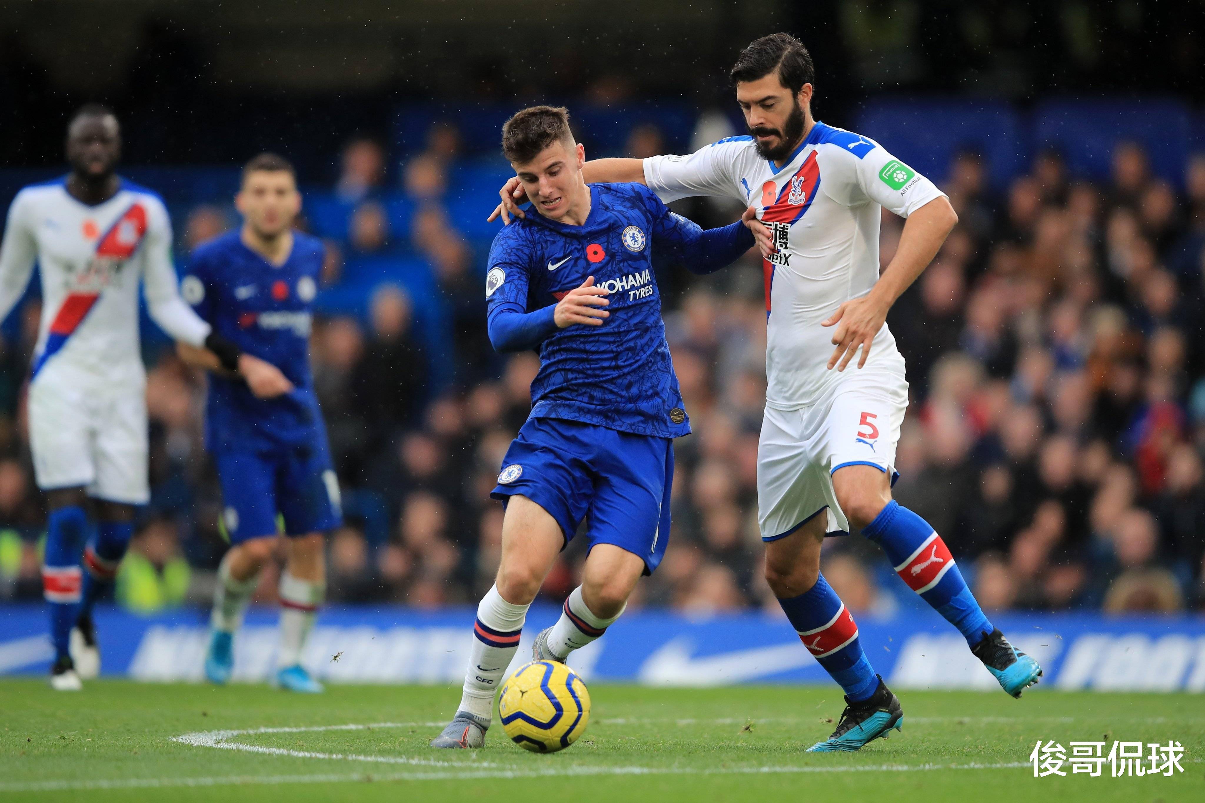 南安普顿主场逼平水晶宫，难分高下的简单介绍