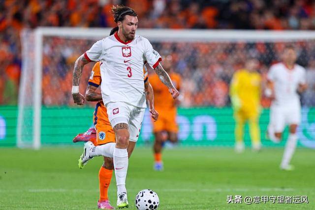 包含芬兰客场比负于法国，小组前景黯然失色的词条