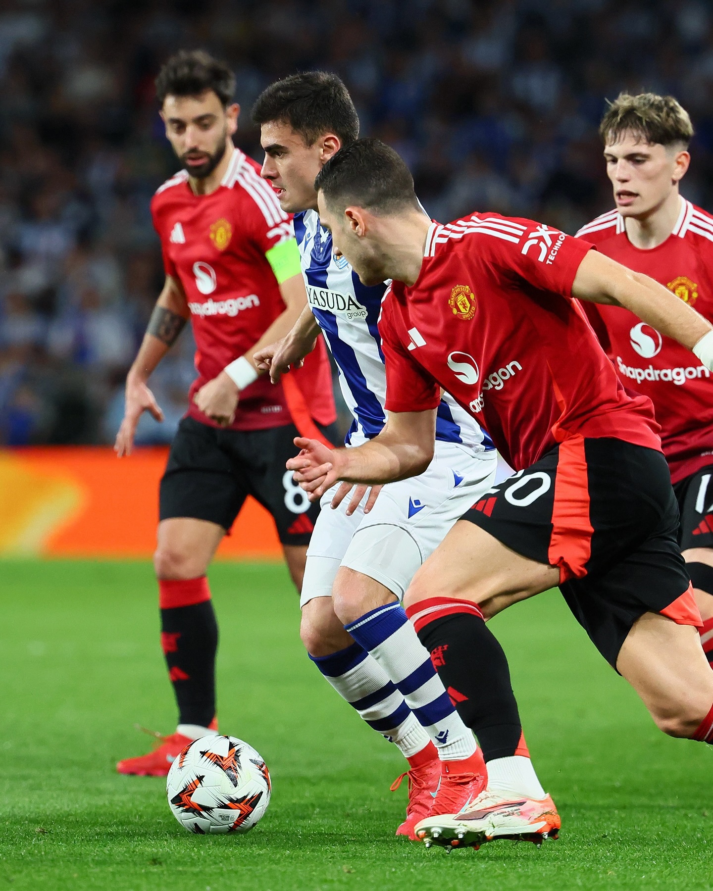 曼城战平葡萄牙体育，成功晋级欧冠半决赛