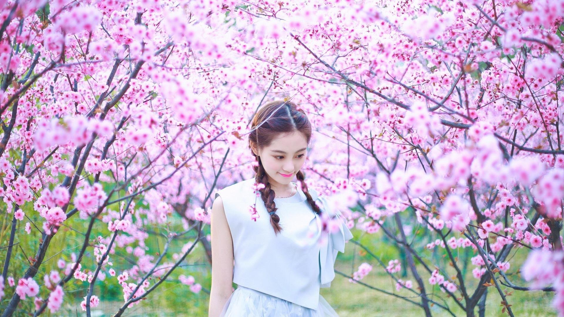 烽火照彻伯纳乌，本泽马骑士的年度加冕礼