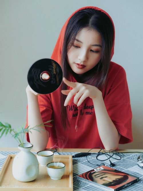 风驰电掣的爱德华兹,当NBA赛场化作F1赛道,他接管了揭幕战